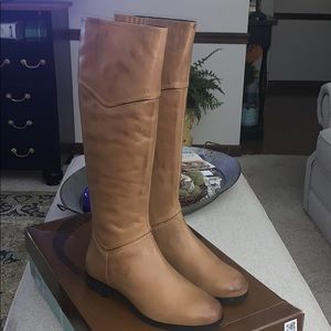 NIB - Diba True - Poppy Seed Boots